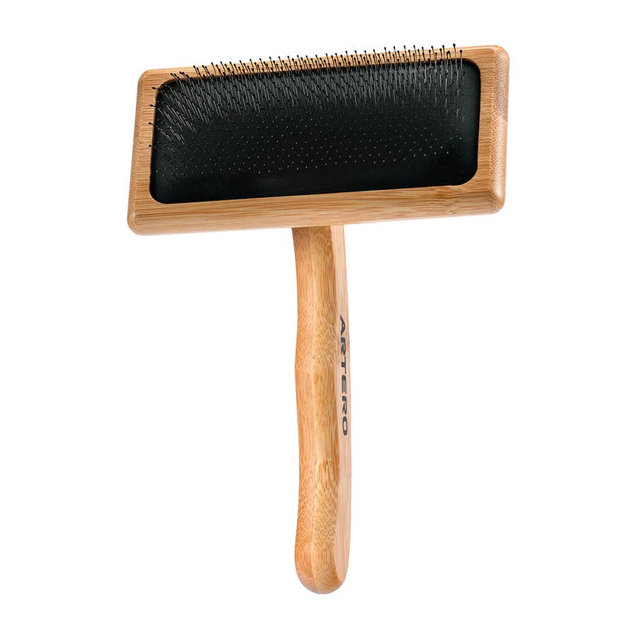 Artero Romeo- Protected Pin Slicker M-Brush